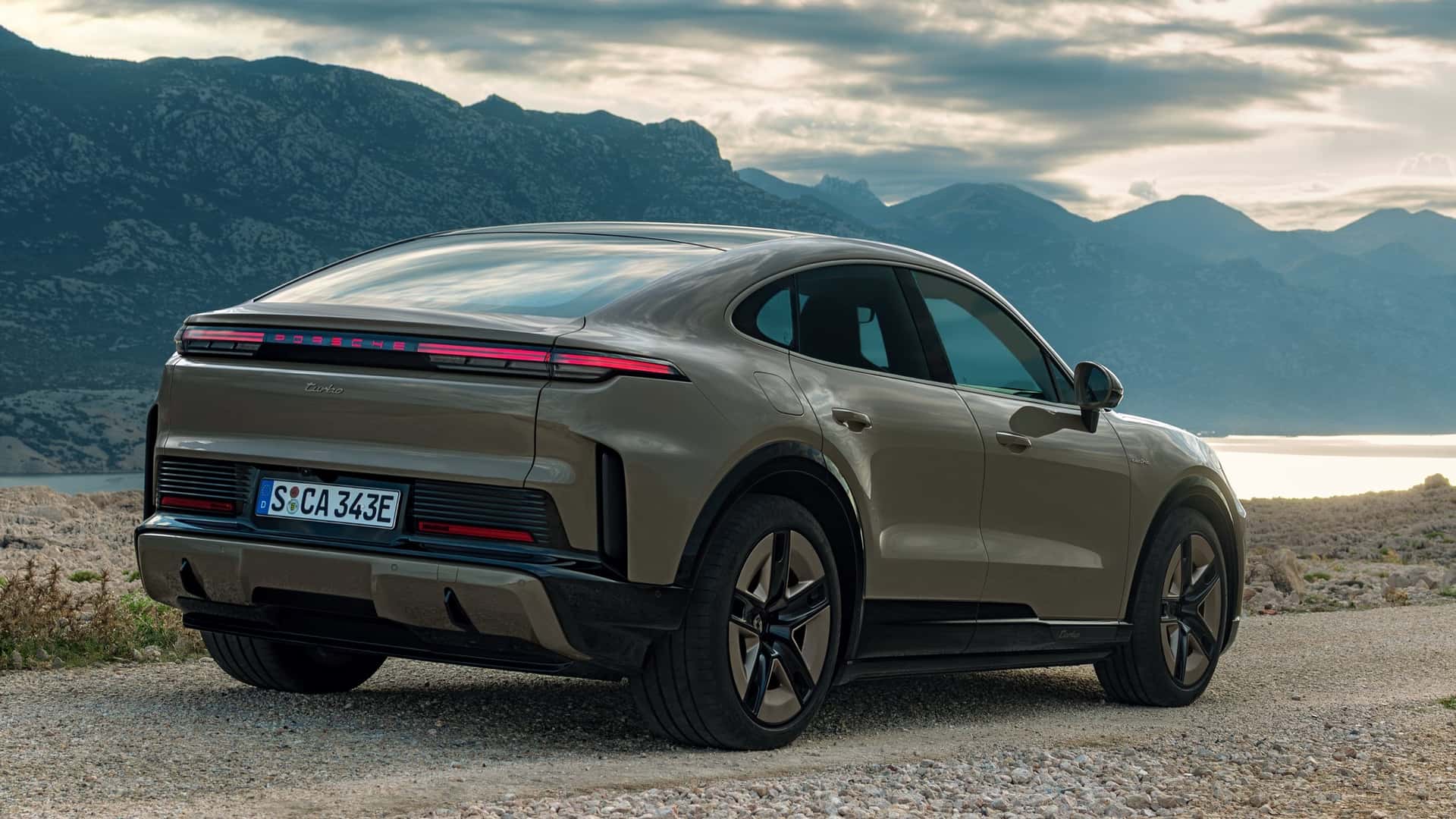 porsche-cayenne-turbo-coupe-electric-2026-das-exterieur.jpg